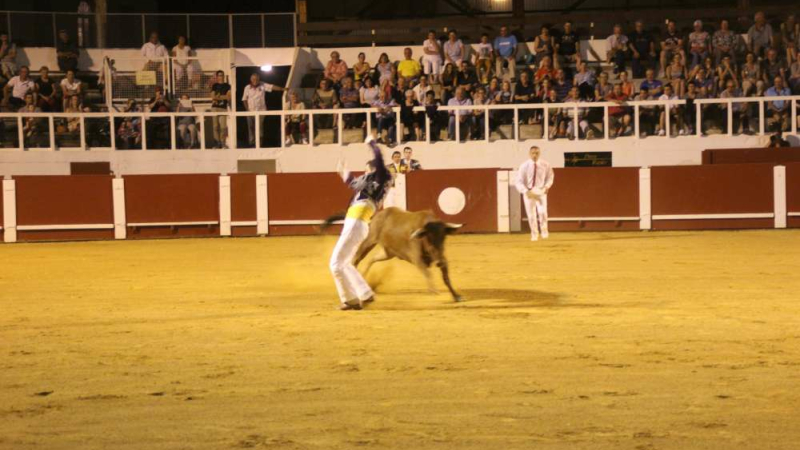 Cazaubon : Course landaise formelle
