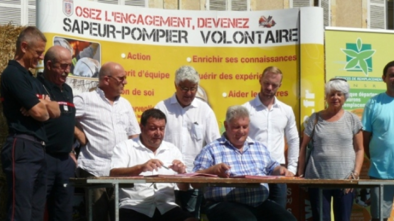 Gascogne Agri : Ce matin 27 août le SDIS 32 et le Service de remplacement 32 ont signé une convention