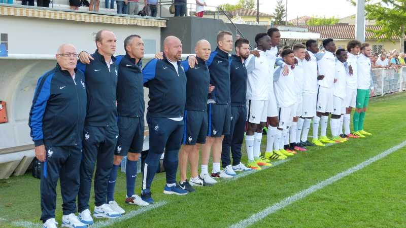 FRANCE  TCHEQUIE   2 -0
