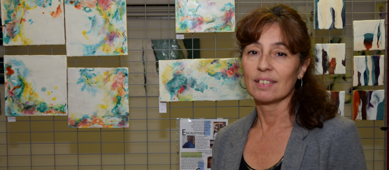 Avec " Textures",  une exposition inédite de peintures à la cire 