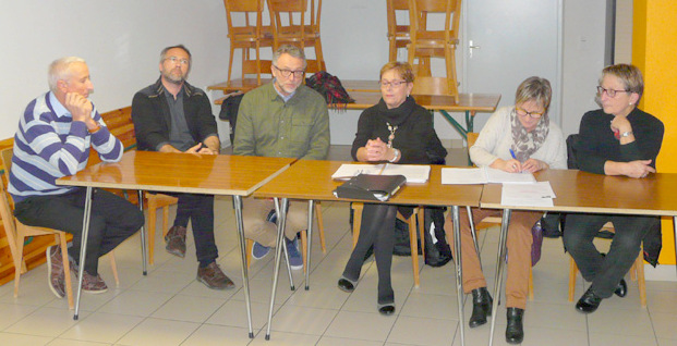 de gauche à droite: D.DELOUS, Jérôme DAUZATS, José Louis PEREIRA, Marie José GASNIER, Marie Christine MEYLAN, Françoise COUACH.