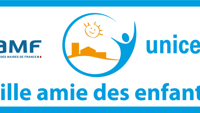 AUCH , GRAND AUCH :   ville amie des enfants