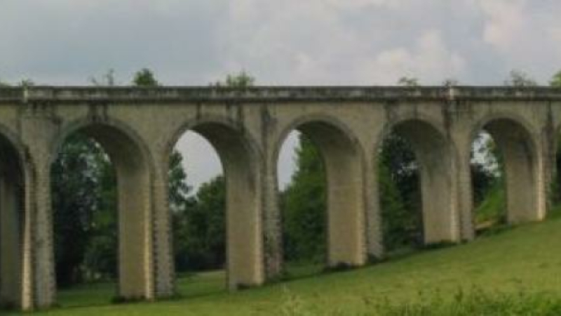 CASTIN : Interdiction de circulation d’engins motorisés sur le viaduc et le tunnel ferroviaire