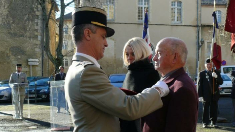 Hubert Ducasse décoré de la médaille militaire