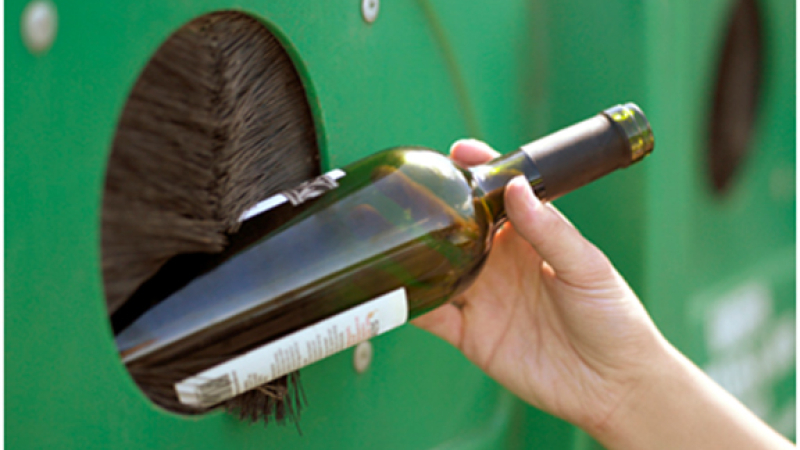 Le verre est recyclable à l’infini, si il est bien trié !