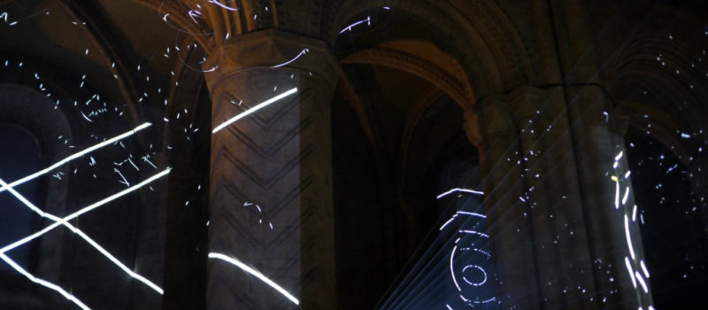 Abbaye de Flaran : [M]ondes, une immersion dans des mondes en apesanteur