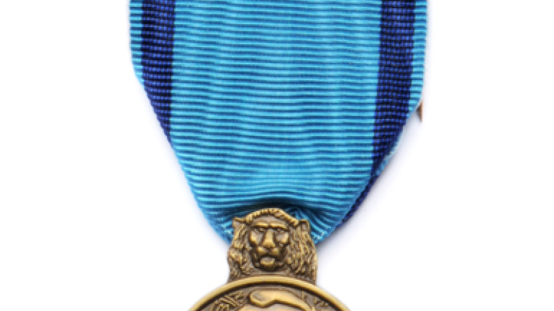Miélan : Danielle Cros, Médaille de bronze de la Jeunesse et des Sports.