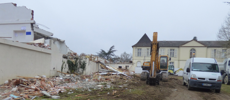 La rénovation du chateâu d'Espagnet 