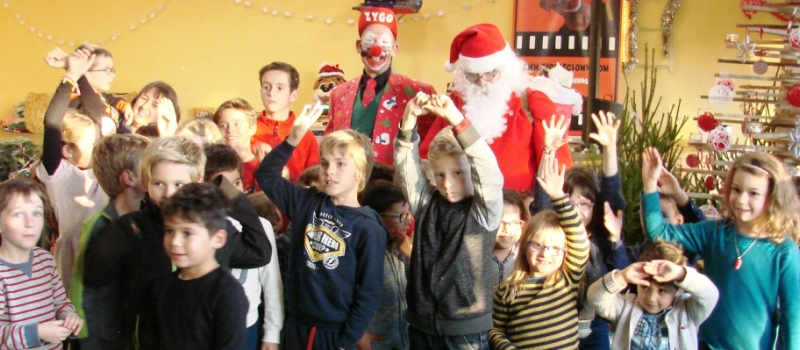 Les enfants de Castin ont reçu le Père Noël