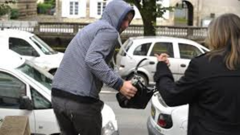 Faits divers : Vols et incendies