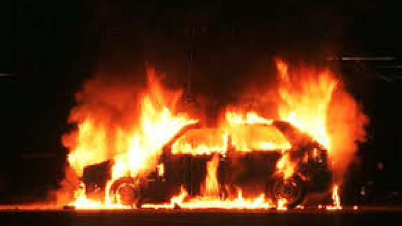 Faits divers : Une garde à vue, un véhicule incendié, un accident de voiture
