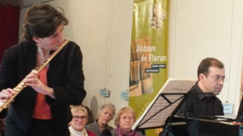 Abbaye de Flaran :  Le duo Sandrine Tilly (flûte) et Philippe Monferran (piano) a fait chavirer de bonheur les mélomanes