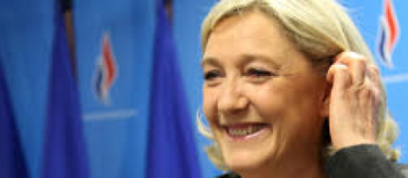 MIRANDE  Marine Le Pen en meeting salle André Beaudran 