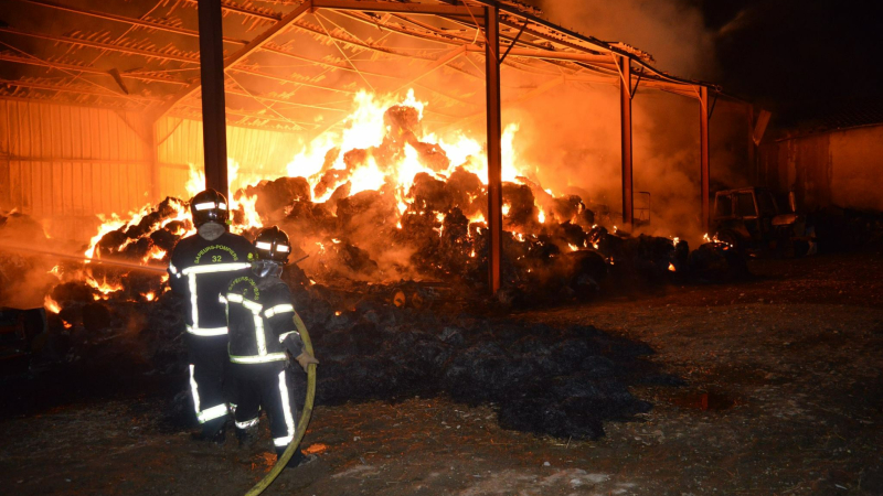 MONFERRAN-SAVÈS,  FEU DE HANGAR