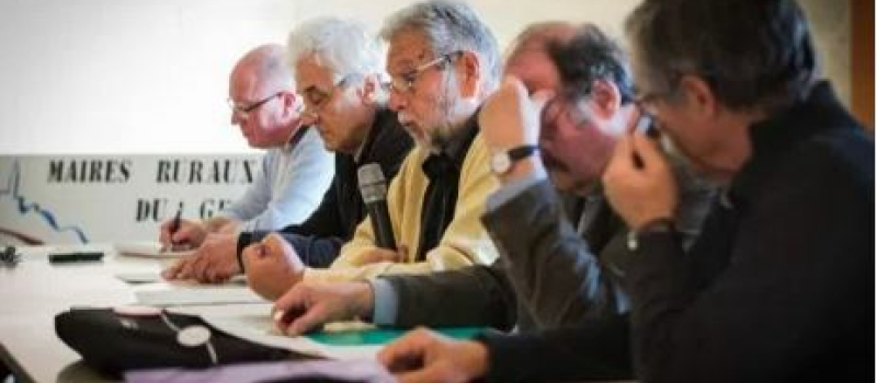 Maires ruraux : défendre la ruralité et l’échelon communal