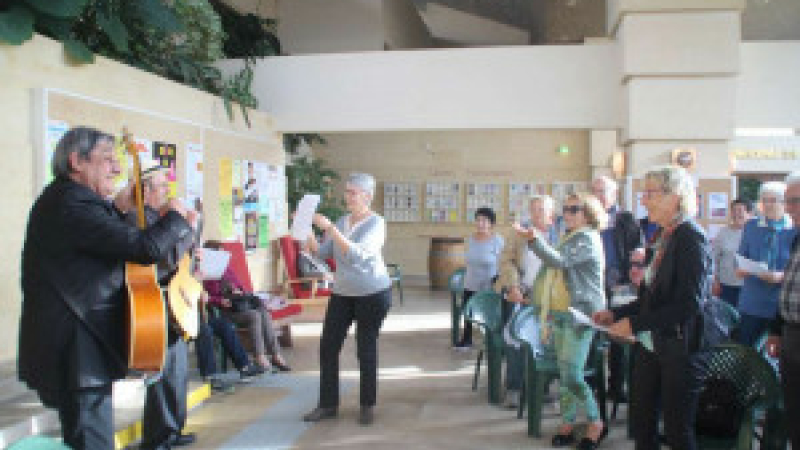 Barbotan les Thermes : On chante et on s'amuse avec Lo Scale