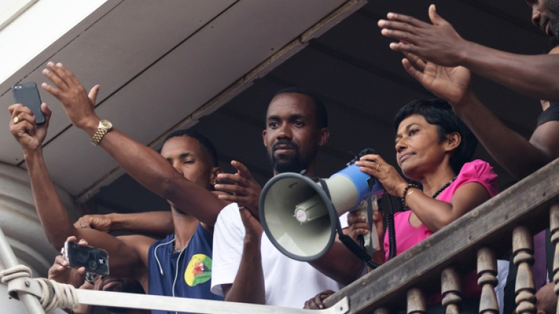   A prepaus de Guiana