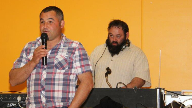 LARRESSINGLE    Les chasseurs en banquet