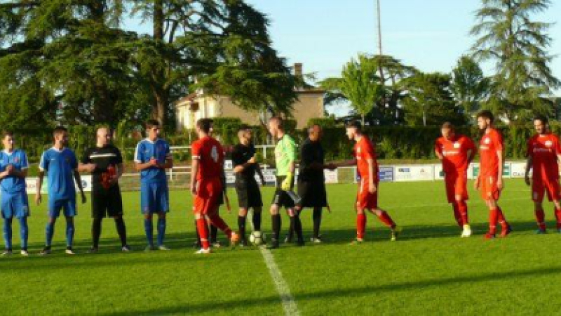 Football :  Auch 1 l'accession en CFA 2 relèverait du miracle, Auch 2 qui subi un revers à domicile termine leader de sa poule mais ne montera pas en division honneur