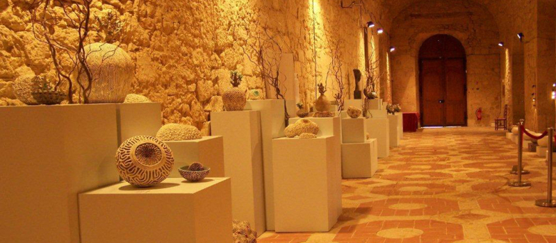 L'exposition " céramiques d'Art" à Lavardens va se prolonger jusqu'en septembre...