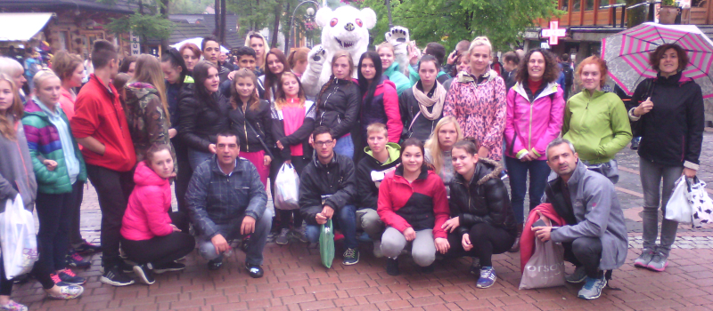 Jeunes du Complexe de Pagès Beaumarchès en Pologne