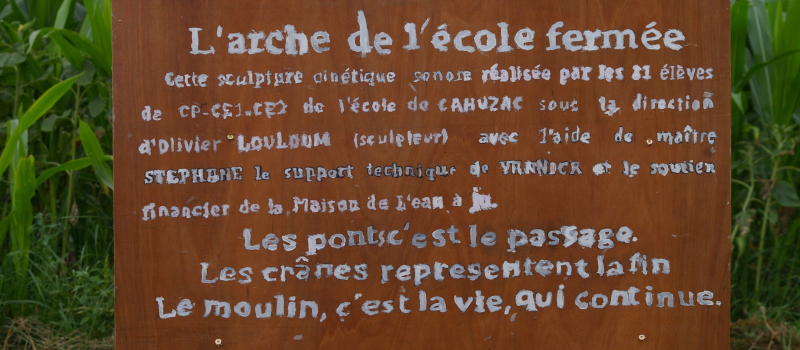 Ecoles solidaires et présentes pour l'inauguration du souvenir d'une école