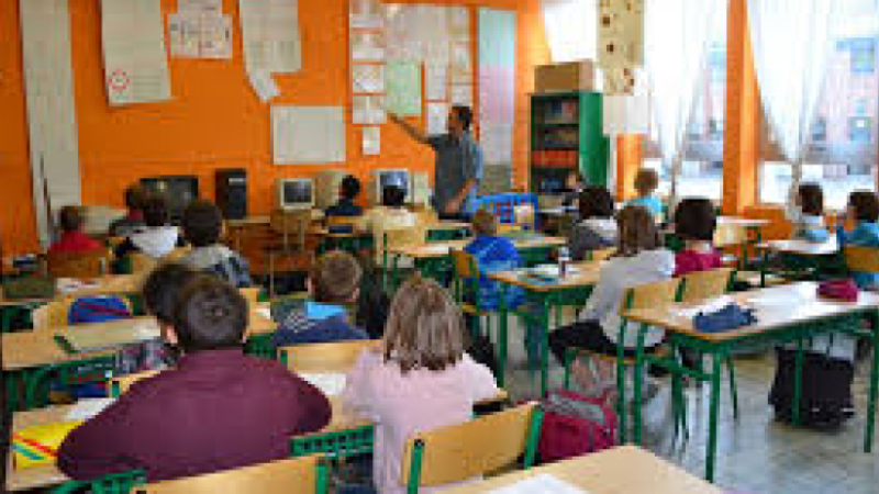 Rythmes scolaires une marche arrière plus ample que prévue