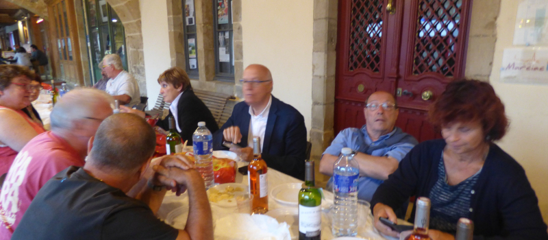 Marciac - Départ de la fête en fanfare avec le repas de Bastide