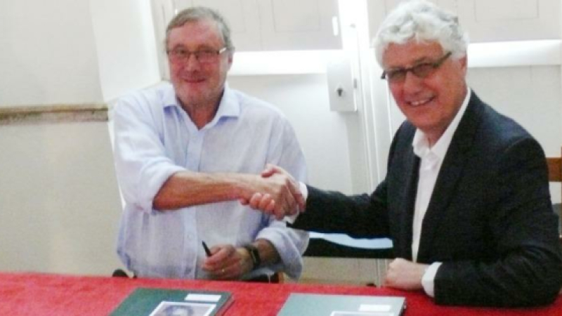 Michaël Simonow offre au département 40 œuvres du peintre anglais Ken Paine