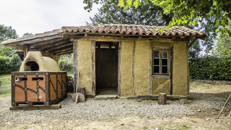 Lupiac a construit un four à pain et sa maison XVIIe