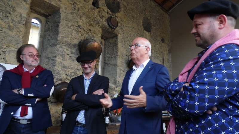 Dégustation des grands vins de Saint-Mont en accord avec les fromages des Pyrénées 