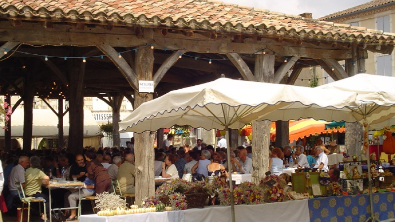 Rendez-vous à SAINT CLAR  jeudi 17 août pour la Thonade, le concours de l’ail et la soirée gourmande