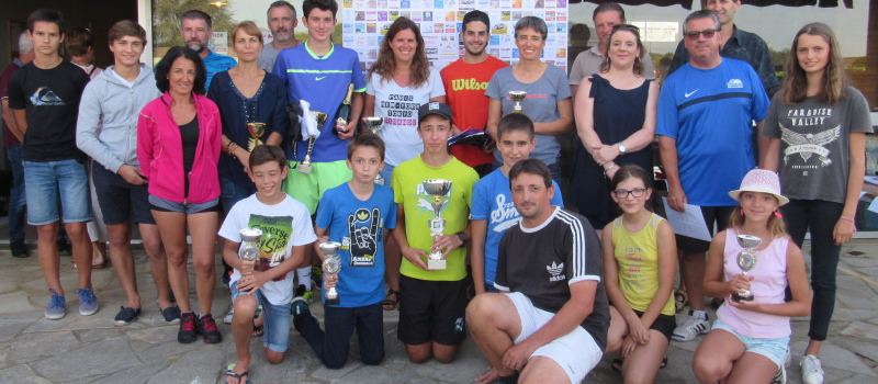 Le tennis club attaque la rentrée de pied ferme