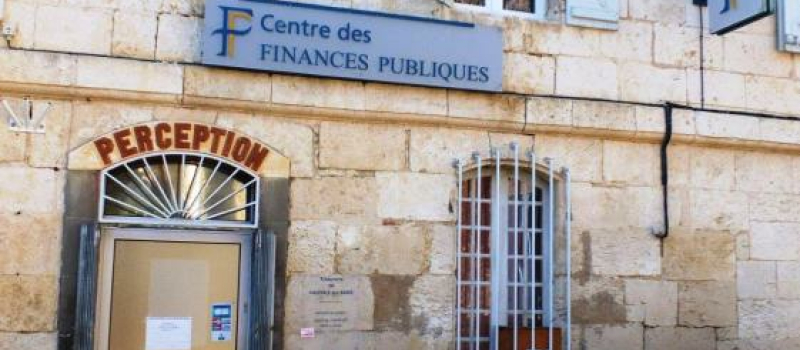 Un moratoire pour les services publics
