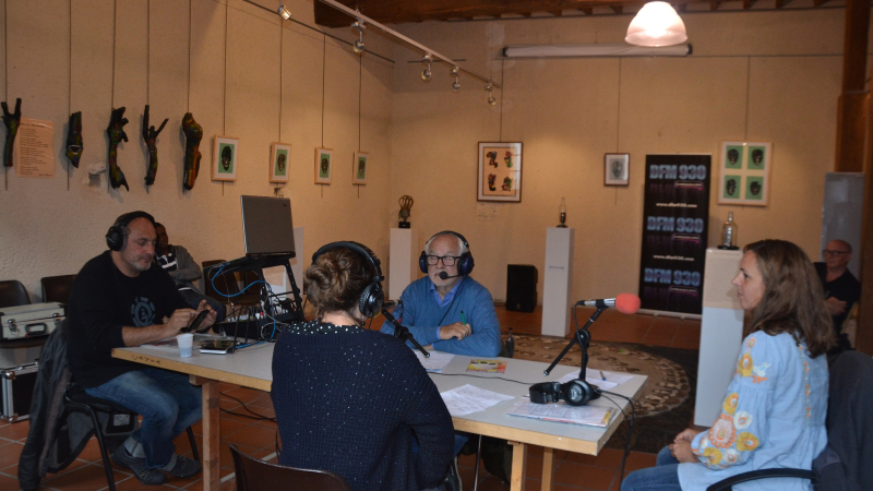 Valence-sur-Baïse en direct de DFM 930