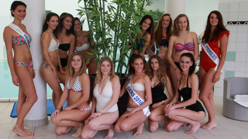 Dix candidates pour le titre de Miss Gers sous les regards de Miss France 2015, Camille Cerf, et de la très médiatique Charlotte Pirroni