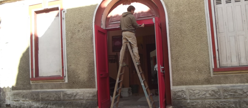 Porte d'entrée du "Central Cinéma" de Plaisance