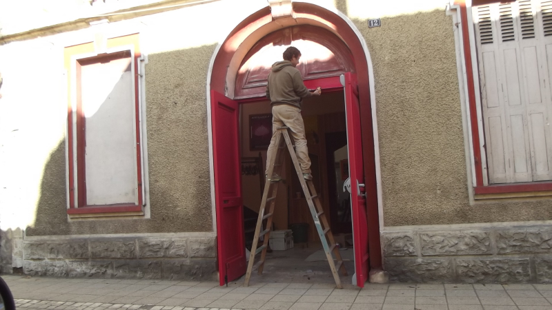 Porte d'entrée du "Central Cinéma" de Plaisance