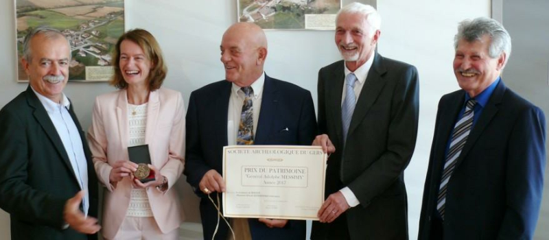Le prix du patrimoine de la société archéologique, prix Messimy, remis à la commune de Haget