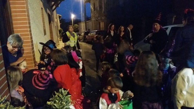 SAINT SAUVY -  c'était  Halloween le 28 octobre !!!!
