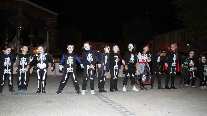 Les morts vivants sont revenus du néant pour faire la fête