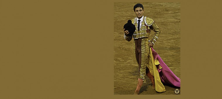 0 DR R Yannis-El-Adoureño de Vuelta a los toros.jpg