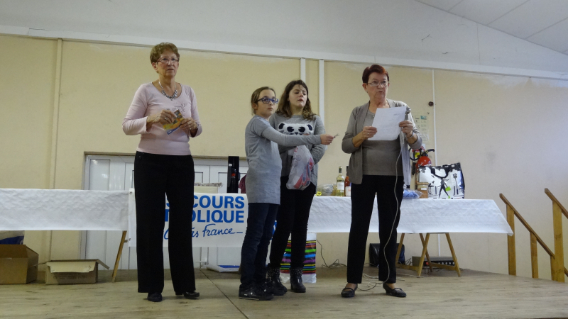Repas du Secours Catholique avec la  paroisse Saint Vincent de Paul  