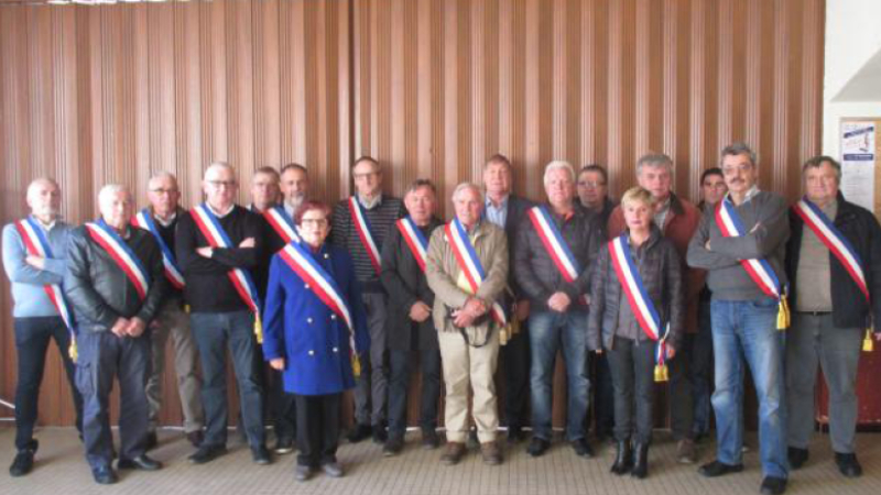 Mobilisation des maires pour le maintien de la Trésorerie de Riscle.