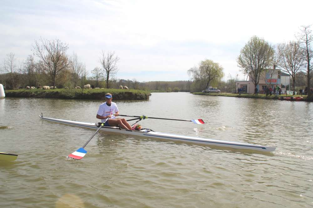 Jérémie Azou au lac de l'Uby.
