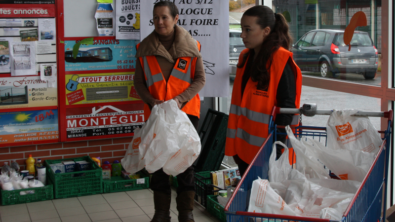 Banque alimentaire on donne de bon coeur