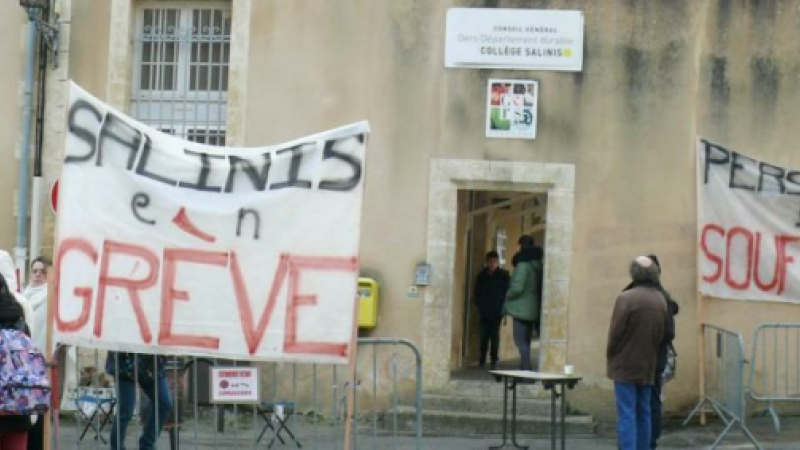 Grève au collège Salinis d'Auch