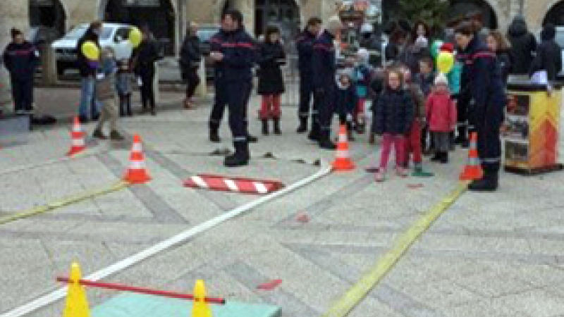 Théléthon : Les sapeurs pompiers séduisent petits et grands