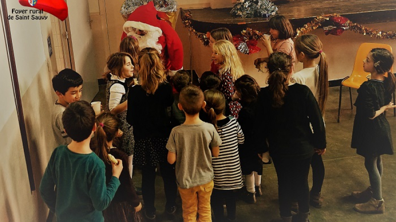 La mère Noël et les lutins de l’APE répondent présents !