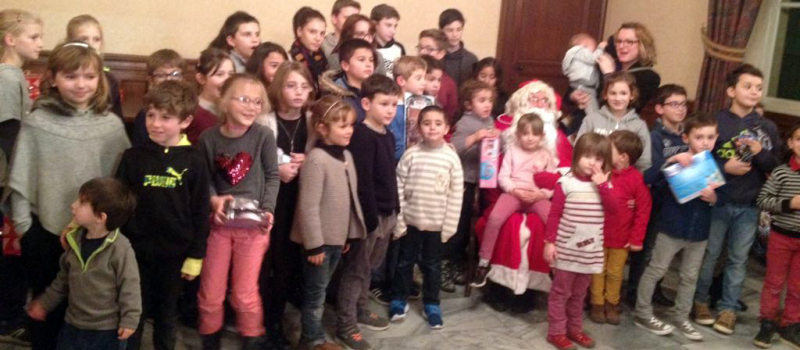 Le Père Noël s'arrête à la mairie